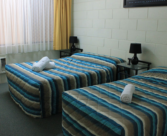 Cairns Holiday Accommodation Oasis Inn